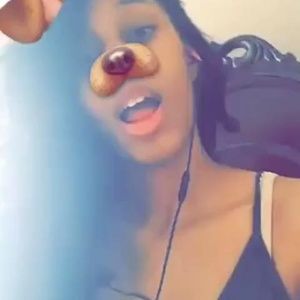 Meet your Posher, Celina